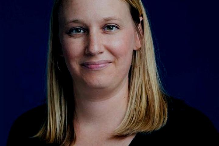 Alice, 30 — Escort in Saint Peter, United States