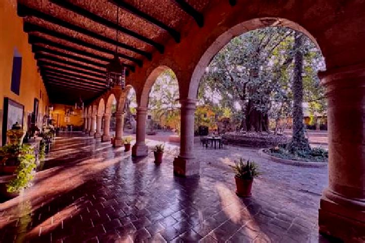 Alice, 30 — Escort in Villas de la Hacienda [Fraccionamiento], Mexico