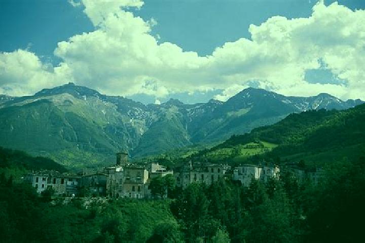 Alice, 31, a chestnut amber-eyed asian companion based in Isola del Gran Sasso d Italia. Offering Overnight, Travel Companion. Available for incall and outca...