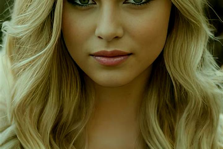 Alice, 31, a dark blonde green-eyed mixed companion based in Coeburn. Offering Erotic Massage, 69, Deep French Kissing, A-Level. Available for incall and out...