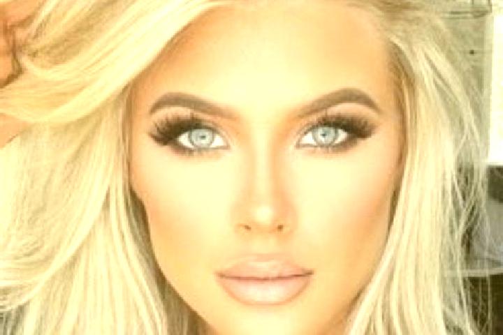 Alice, 31, a platinum blonde amber-eyed ebony companion based in Primavera. Offering Roleplay, Travel Companion, Fetish. Available for incall and outcall, ov...