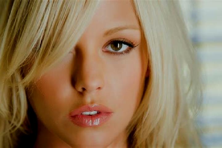 Alice, 32, a blonde brown-eyed middle eastern companion based in Zermatt. Offering GFE, CIM, Dinner Date, Tantra, Party Girl. Available for incall and outcal...