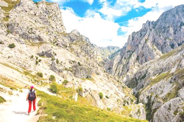 Alice, 32 — Escort in Molvizar, Spain