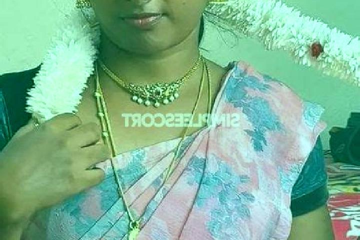 Alice, 32 — Escort in Tirunelveli, India