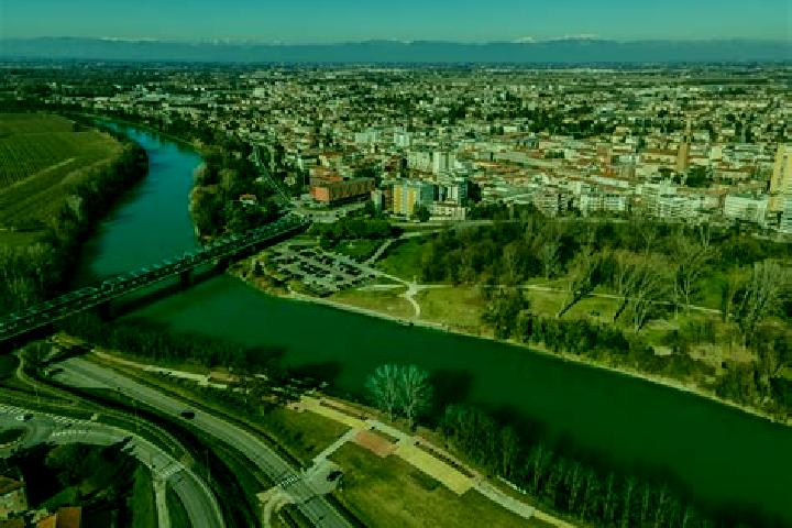 Alice, 33 — Escort in Carmignano di Brenta, Italy