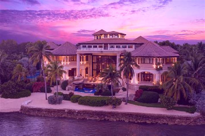 Alice, 33 — Escort in High Rock Estates, Cayman Islands