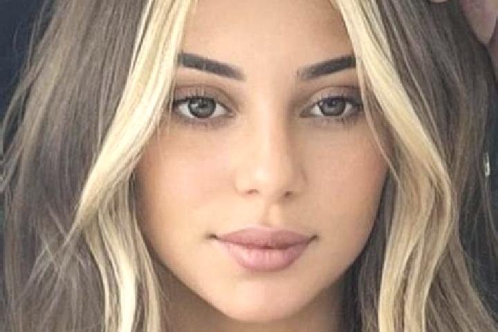 Alice, 34, a blonde brown-eyed latina companion based in Orbais. Offering Prostate Massage, Massage, Roleplay, Party Girl. Available for incall and outcall, ...