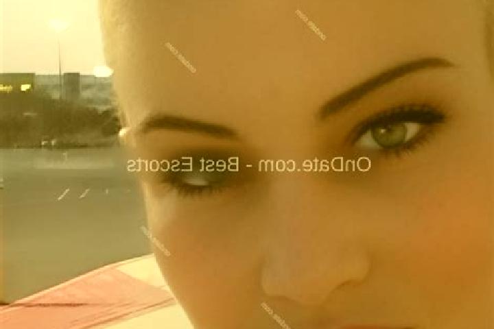 Alice, 34 — Escort in Downey, United States