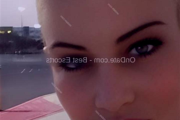 Alice, 34 — Escort in Rubidoux, United States