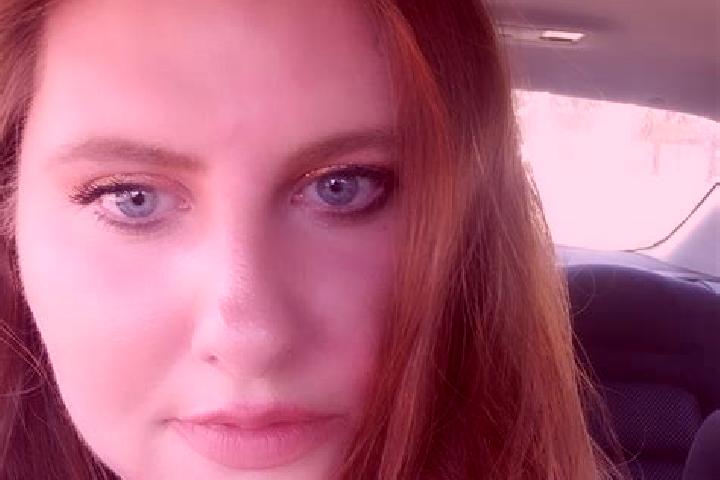 Alice, 34 — Escort in Schonstett, Germany