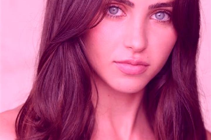 Alice, 35, a brunette amber-eyed caucasian companion based in Waisha. Offering Dinner Date, Striptease, Massage, 69, Party Girl. Available for incall and out...