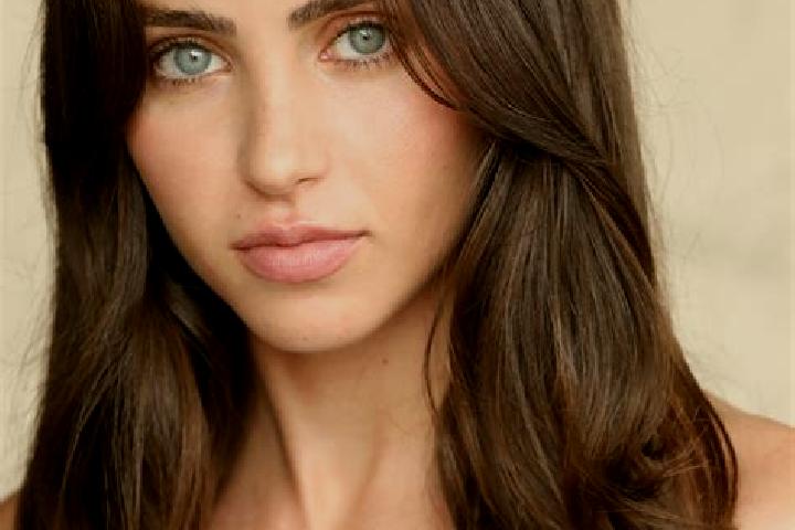 Alice, 35, a brunette blue-eyed mediterranean companion based in East Fremantle. Offering Tantra, 69, BDSM. Available for incall and outcall, overnight booki...