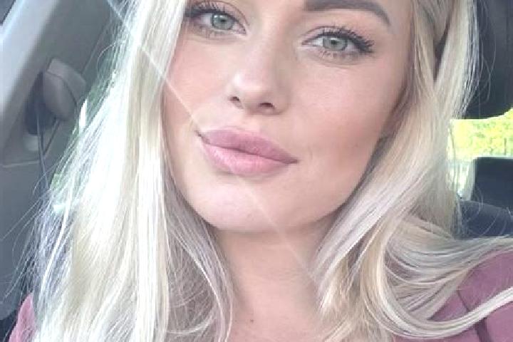 Alice, 36, a blonde hazel-eyed indian companion based in Mauel. Offering CIM, Overnight. Available for incall and outcall, overnight bookings available.