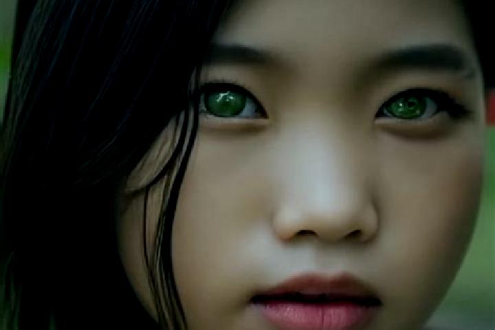 Alice, 36, a brunette green-eyed asian companion based in Beuste. Offering Domination, Roleplay, Duos, Girlfriend Experience, Fetish. Available for incall an...