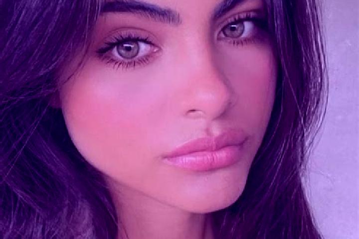 Alice, 36, a red dark-eyed caucasian companion based in Tilhar. Offering Erotic Massage, Girlfriend Experience, Overnight. Available for incall and outcall, ...