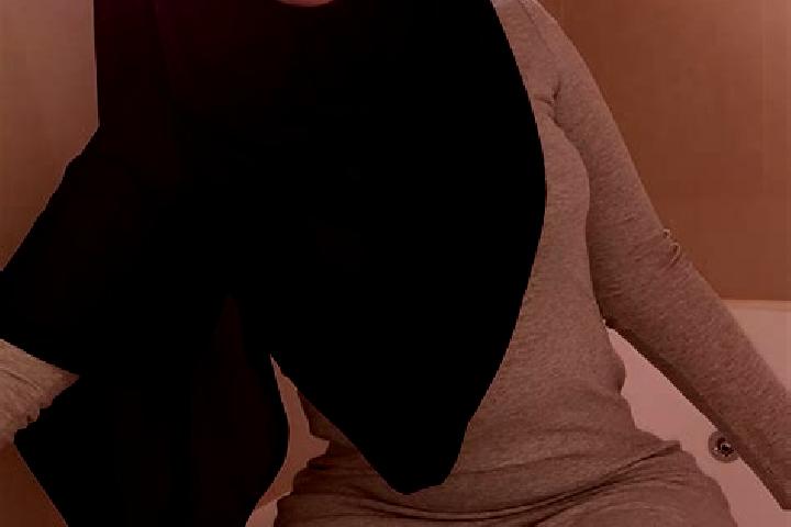 Alice, 36 — Escort in Ab Bariki, Iran