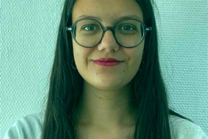 Alice, 36 — Escort in Aillas, France