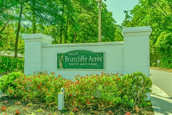 Alice, 36 — Escort in Briarcliffe Acres, United States