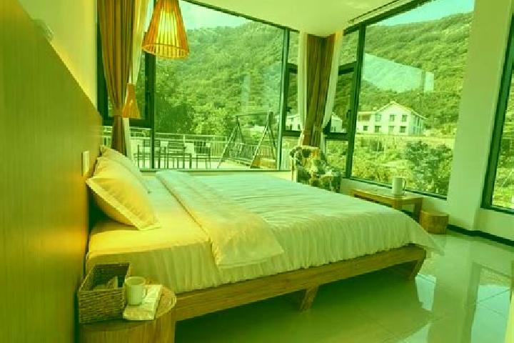 Alice, 36 — Escort in Huaguoshan, China