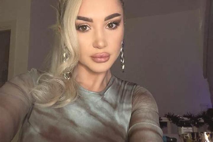 Alice, 37, a blonde grey-eyed indian companion based in Kalinovskaya. Offering Erotic Massage, Overnight, Travel Companion. Available for incall and outcall,...
