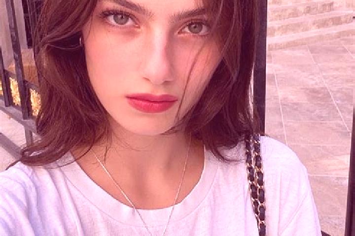 Alice, 37, a chestnut green-eyed caribbean companion based in Chian Yai. Offering A-Level, Overnight, Deep French Kissing, Party Girl. Available for incall a...