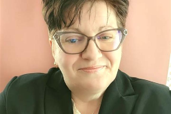 Alice, 37 — Escort in Pomarla, Romania