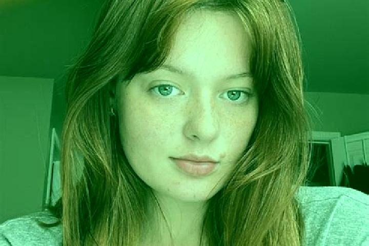 Alice, 38, a auburn amber-eyed european companion based in Lully. Offering OWO, GFE, Couples, Tantra. Available for incall and outcall, day and evening dates.