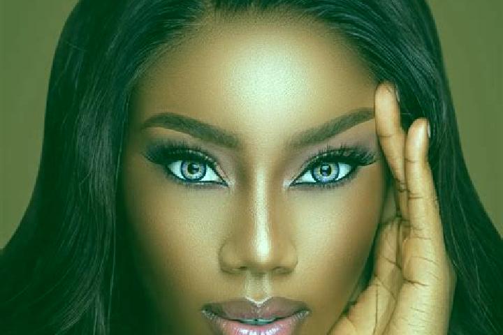 Alice, 38, a chestnut blue-eyed ebony companion based in Rockdale. Offering OWO, Duos, Prostate Massage, Roleplay, Massage. Available for incall and outcall,...
