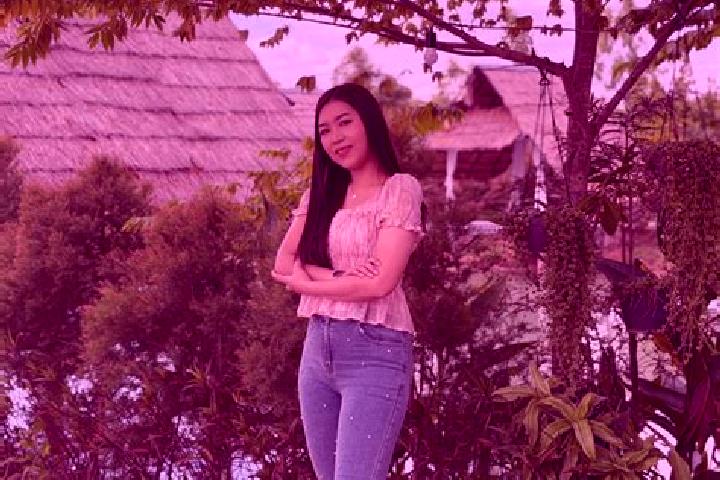 Alice, 38 — Escort in Thung Fon, Thailand