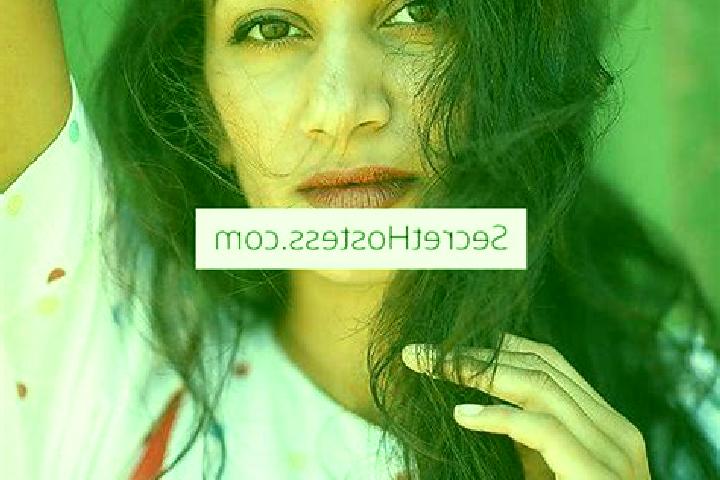 Alice, 39, a chestnut grey-eyed indian companion based in Gradisca. Offering Party Girl, Deep French Kissing, Girlfriend Experience, Striptease. Available fo...
