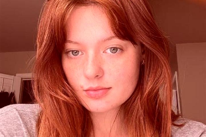 Alice, 39, a chestnut grey-eyed indian companion based in La Solana. Offering Tantra, Duos, CIM. Available for incall and outcall, overnight bookings available.