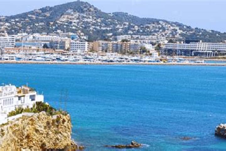 Alice, 39 — Escort in La Parra, Spain