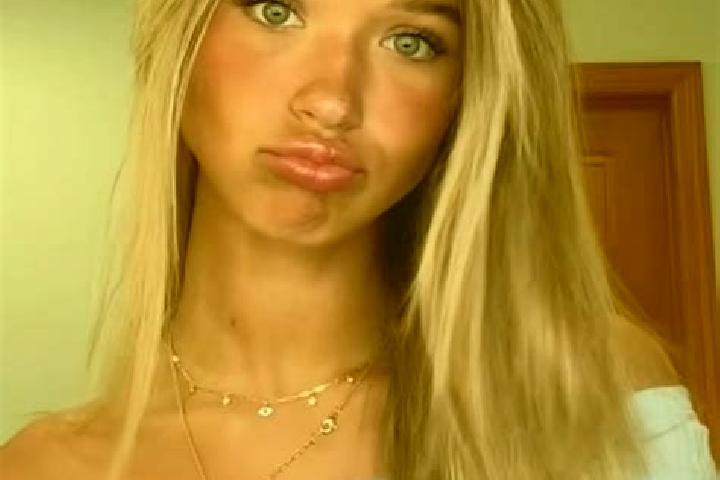 Amelia, 20, a dark blonde blue-eyed indian companion based in Pinel de Arriba. Offering Duos, Couples, GFE. Available for incall and outcall, overnight booki...