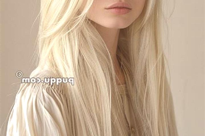 Amelia, 20, a platinum blonde blue-eyed mixed companion based in Sumkino. Offering Tantra, Erotic Massage, Duos. Available for incall and outcall, day and ev...