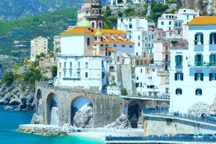 Amelia, 20 — Escort in Sennori, Italy
