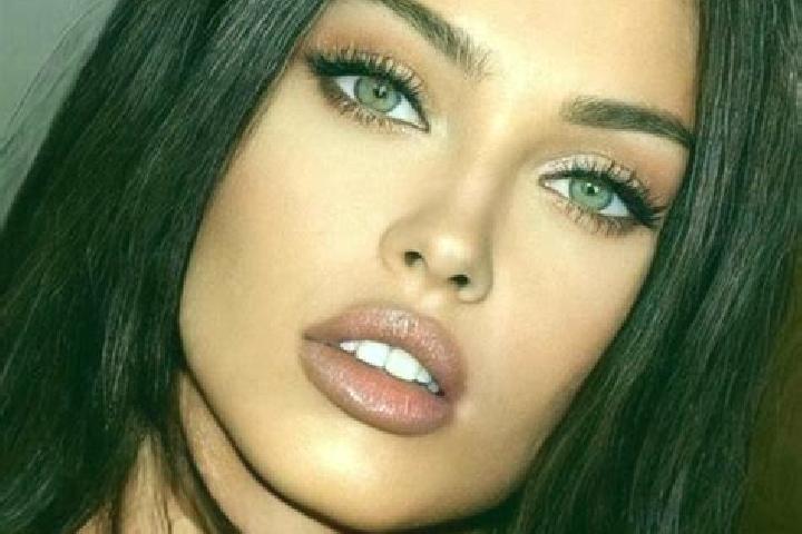 Amelia, 21, a black green-eyed latina companion based in Oggiono. Offering OWO, Tantra, Massage. Available for incall and outcall, overnight bookings available.