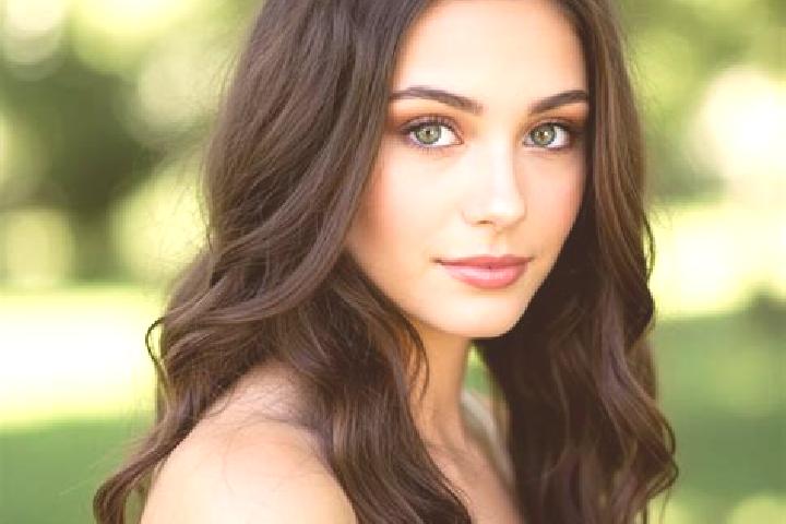 Amelia, 21, a brunette hazel-eyed caucasian companion based in Acopia. Offering OWO, Domination, Fetish. Available for incall and outcall, day and evening da...