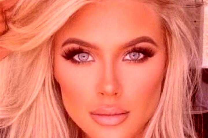 Amelia, 21, a platinum blonde hazel-eyed mixed companion based in Antalaha. Offering Erotic Massage, Striptease, Dinner Date, Domination. Available for incal...