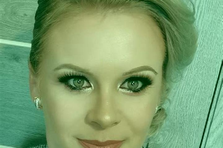 Amelia, 21 — Escort in Mara, Romania