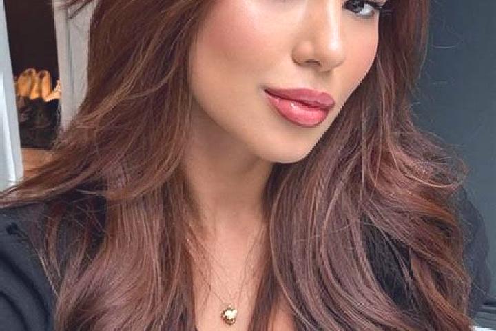 Amelia, 22, a chestnut brown-eyed latina companion based in El Uvito. Offering Prostate Massage, Couples, Striptease. Available for incall and outcall, day a...