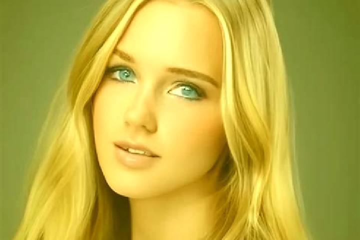 Amelia, 23, a blonde amber-eyed slavic companion based in Payyanur. Offering Overnight, Travel Companion, A-Level, Erotic Massage, Couples. Available for inc...