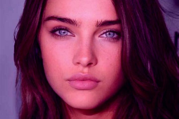 Amelia, 23, a brunette grey-eyed caucasian companion based in Wiegendorf. Offering Erotic Massage, Deep French Kissing, OWO, Domination. Available for incall...