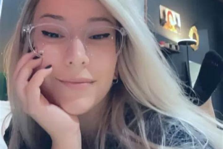 Amelia, 24, a blonde grey-eyed caribbean companion based in Charkasy. Offering GFE, OWO, Erotic Massage, CIM. Available for incall and outcall, day and eveni...