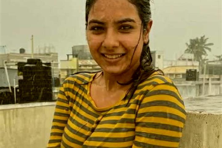 Amelia, 24 — Escort in Chhapra, India