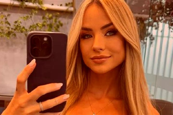 Amelia, 24 — Escort in Martins Additions, United States