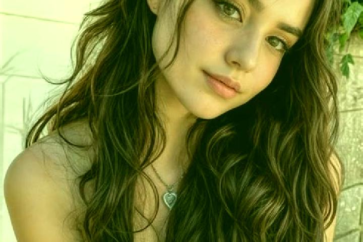Amelia, 25, a auburn hazel-eyed caucasian companion based in Vina del Mar. Offering A-Level, Erotic Massage, Overnight, Massage. Available for incall and out...