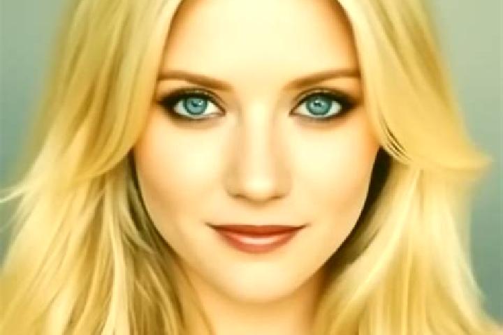 Amelia, 25, a blonde grey-eyed caucasian companion based in Bahrs Scrub. Offering Roleplay, Domination, 69. Available for incall and outcall, day and evening...
