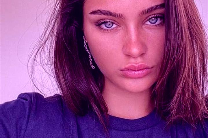 Amelia, 25, a brunette dark-eyed caribbean companion based in Jacare dos Homens. Offering BDSM, Overnight, Couples. Available for incall and outcall, overnig...