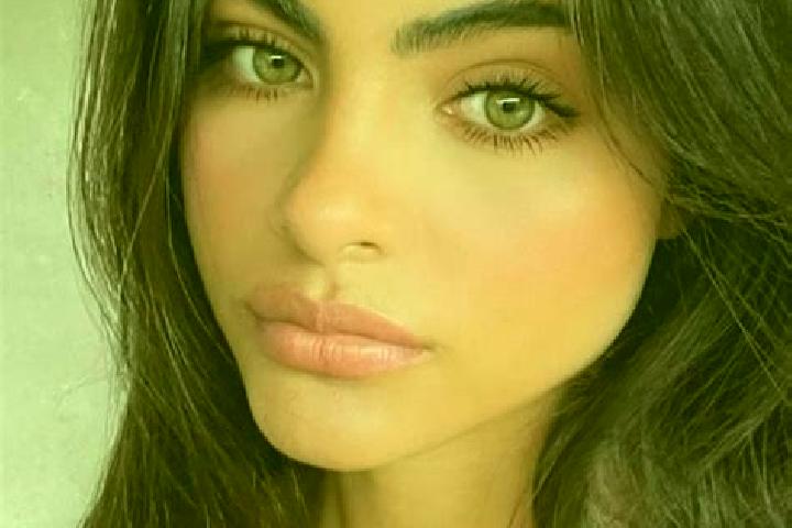 Amelia, 25, a brunette dark-eyed indian companion based in El Escribano. Offering 69, Deep French Kissing, Striptease, GFE, Party Girl. Available for incall ...