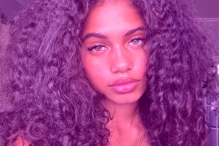 Amelia, 25, a red blue-eyed ebony companion based in Ballinroad. Offering Striptease, Overnight, Couples, Massage. Available for incall and outcall, overnigh...